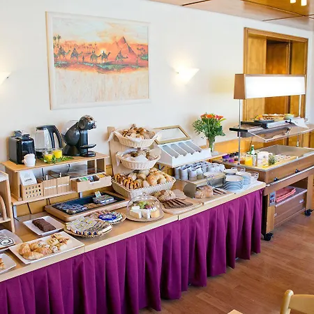 - Restaurant Kastanienhof