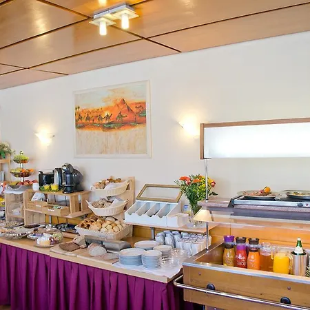 - Restaurant Kastanienhof Hotell