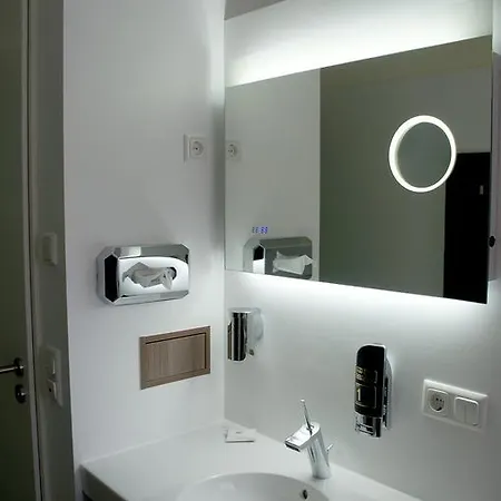 - Restaurant Kastanienhof Hotell 3*
