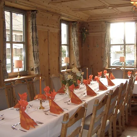 - Restaurant Kastanienhof Lauingen