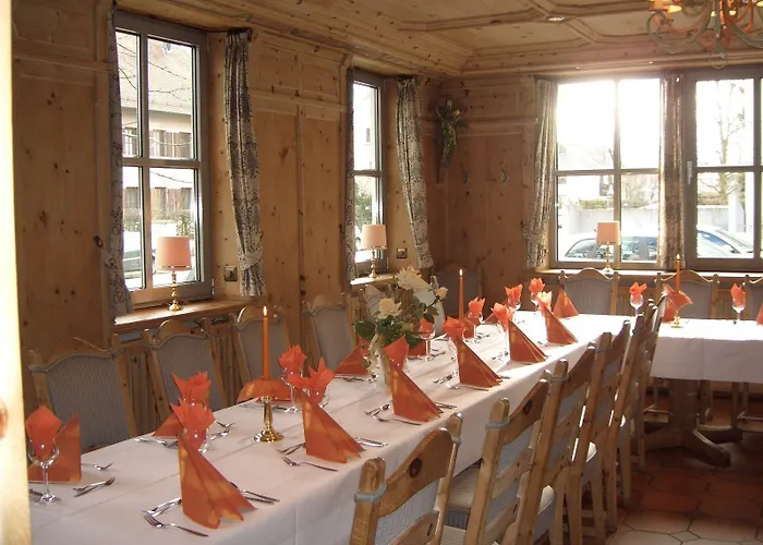 - Restaurant Kastanienhof Lauingen