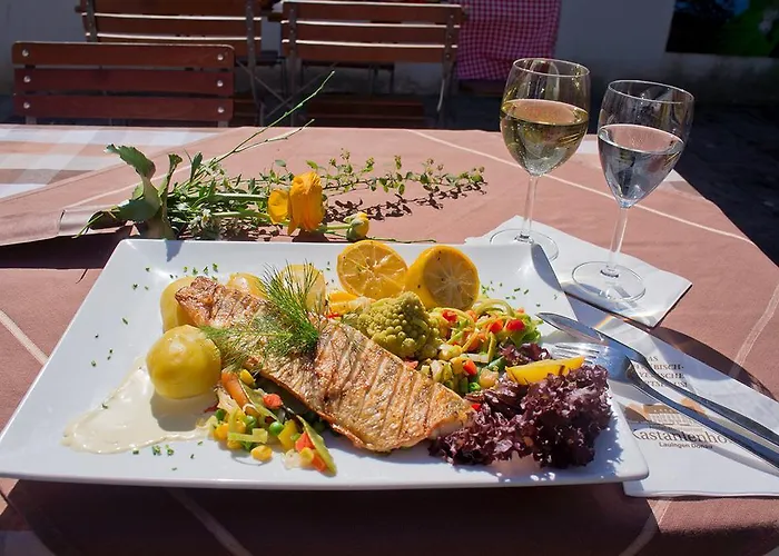 Hotel - Restaurant Kastanienhof 3*