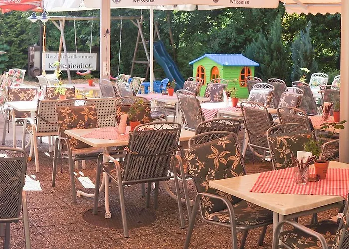 - Restaurant Kastanienhof Hotel Lauingen